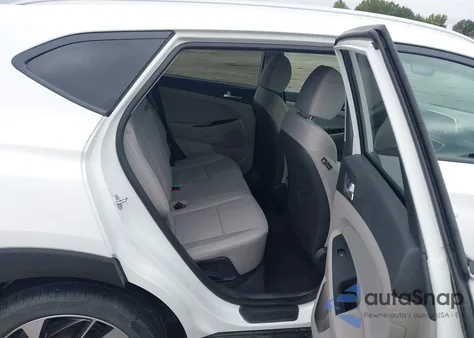 2021 Hyundai Tucson Sport z USA, uszkodzony, nr VIN KM8J33AL1MU322078